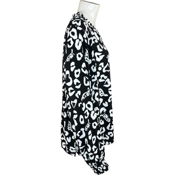 Denim & Co. Valentine's Day Printed Blouse w/ Smocked Cuff Black 2X - Picture 11 of 11